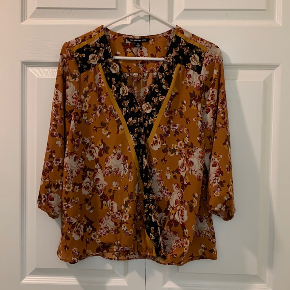 EUC- Zac & Rachel - PM- Womens Balloon Sleeve Top